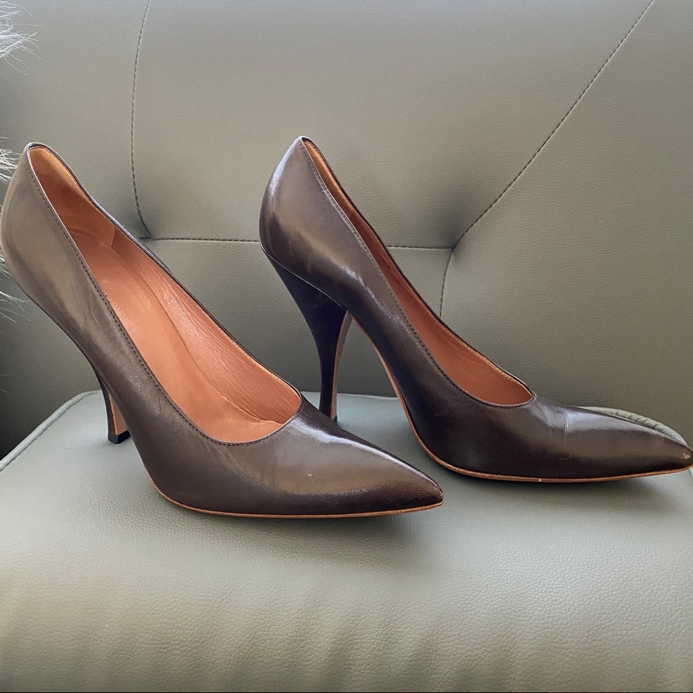 Authentic Alaia leather brown pointed heels sz 38